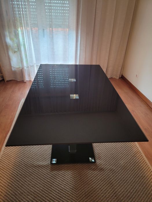 Mesa de vidro temperado preto