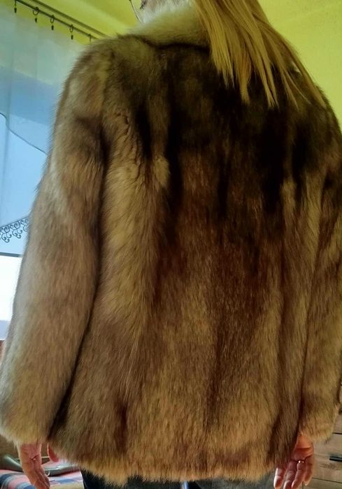 Kurtka z szarego lisa