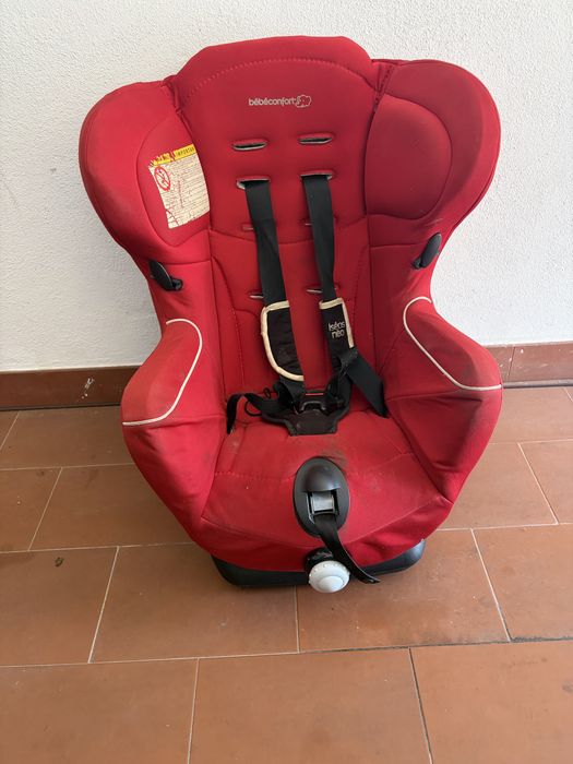 Cadeira de bebe auto marxa bebe confort precisa de uma limpeza