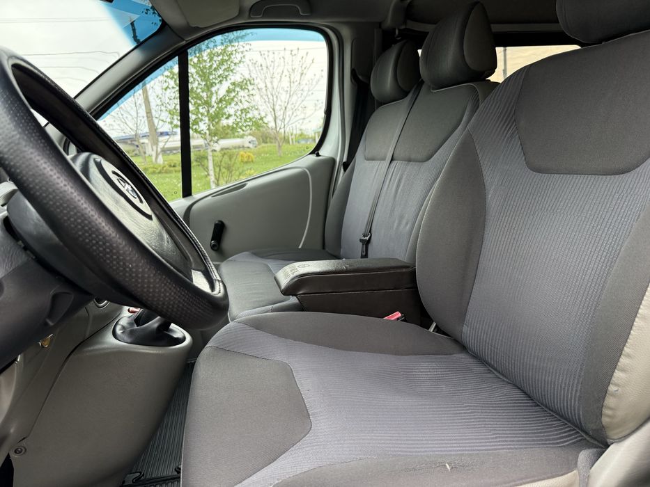Opel Vivaro Пасажир!!! Ідеальний Стан 2.0 Двигун Авто Не ФАРБОВАНЕ!!! 1 Власник Рідний Пробіг 261 Тис.км