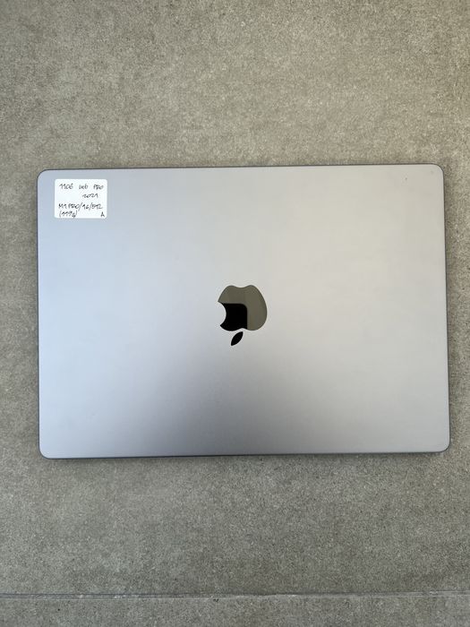 990$ MacBook Pro 14 2021 MKGP3 M1 Pro / 16 GB / 512GB SSD