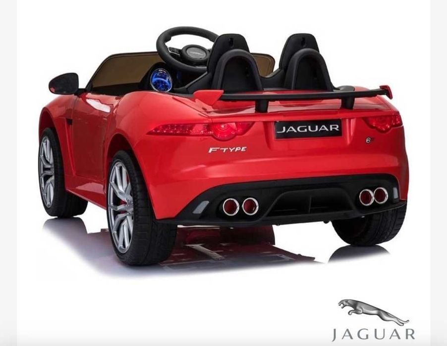 Vendo carro jaguar de criança vermelho novo 2 assentos e com comando