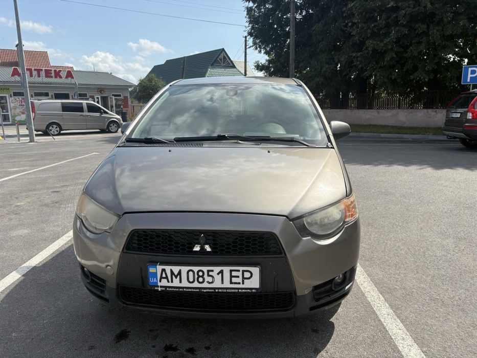 Mitsubishi colt 1.3