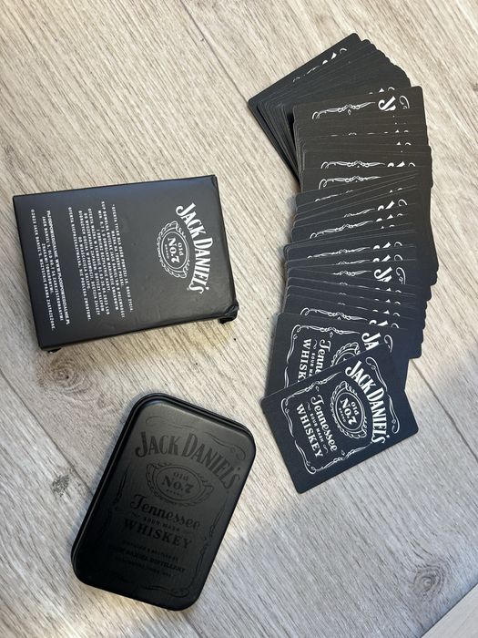 Jack Daniels nowe karty do gry w metalowym pudełku polecam