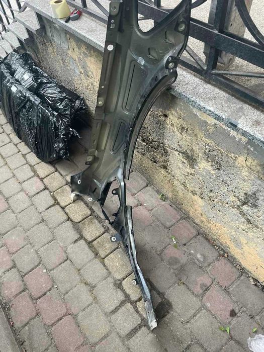 Крило ліве Audi E-TRON 4KE