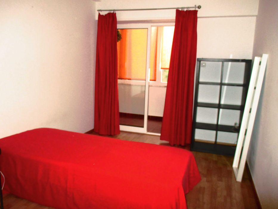 Apartamento T3 em São Miguel das Encostas