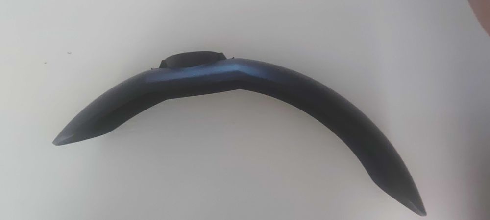 Błotnik przód czarny 1szt. do Xiaomi M365 Pro/Pro 2/1S 25cm x 5cm