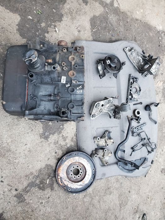 Мотор по запчастинам пежо 605 2.1 дізель