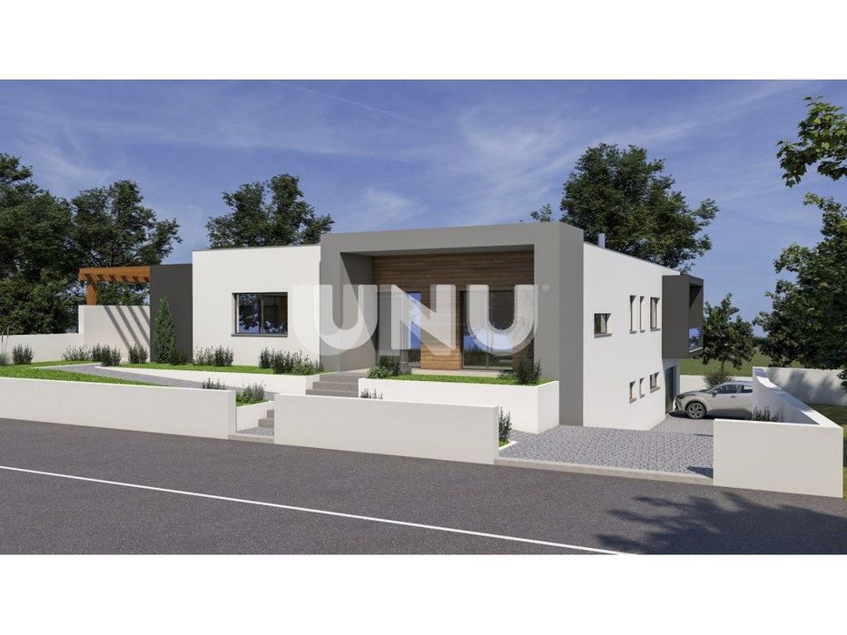 Moradia Isolada T4 - Rodeada de Natureza