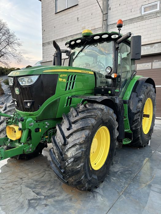 Sprzedam John Deere 6215 R z niemiec
