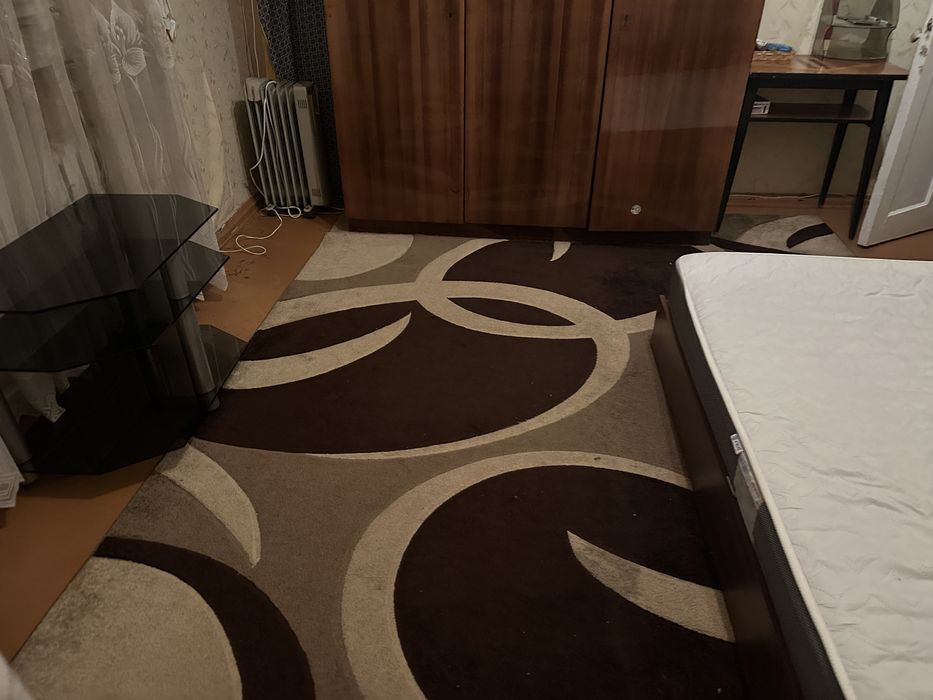 Продам ковер размер 3.5х2.5