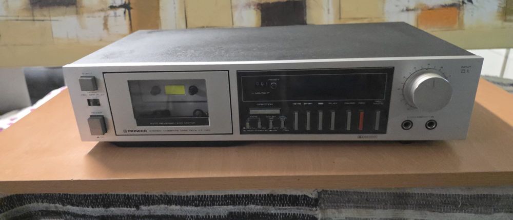 Leitor de cassetes pioneer CT-720