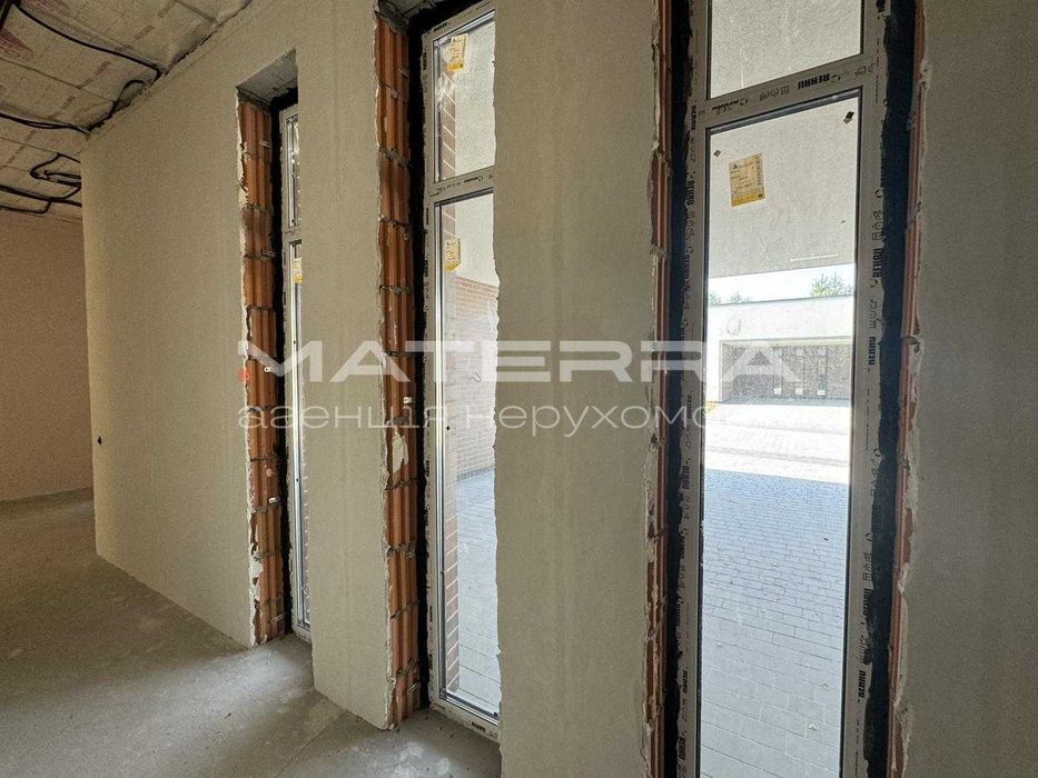 КМ Legit Продаж будинку 147.5 м2 в оточенні хвойного лісу та озер