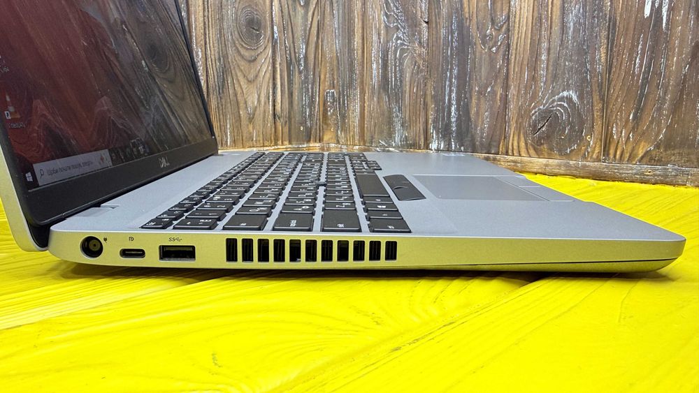 Зручний Ноутбук Для Роботи і Навчання Dell Iatitude 5510 /15.6" Touch/Core i5-10310U