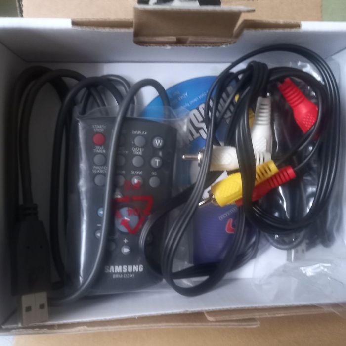 Видеокамера SAMSUNG