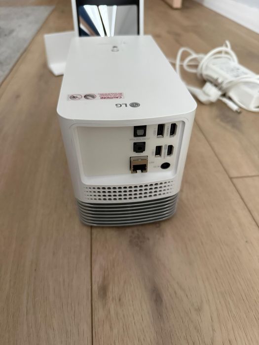 Projektor krótkoogniskowy LG HF85LSR