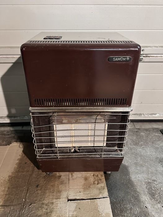 Газовий обігрівач від балона