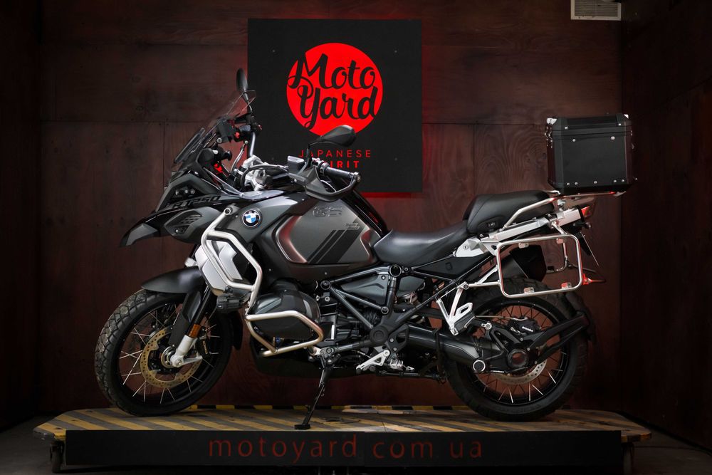 BMW R1250GS із Японії