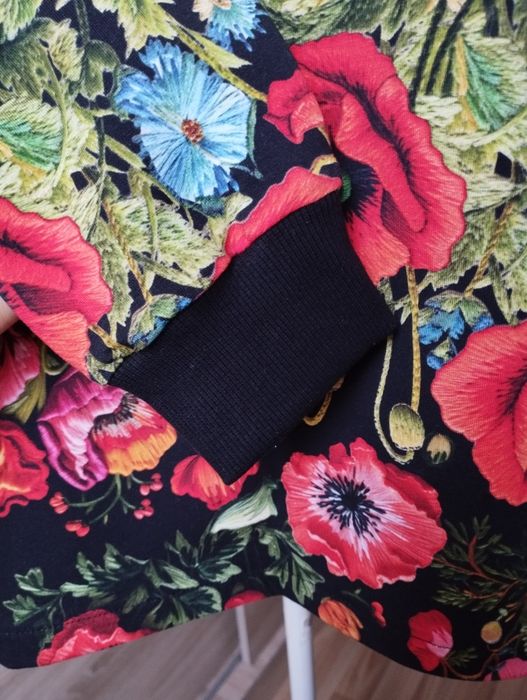 Bluzka damska w kwiaty