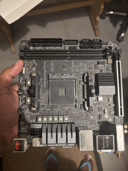 Motherboard Asrock B450