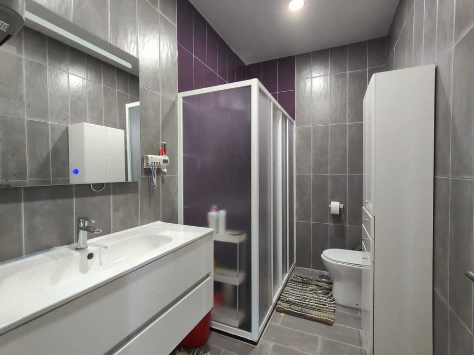 Moradia T5 + 2 renovada/Ar Condicionado / Espite / Ourém
