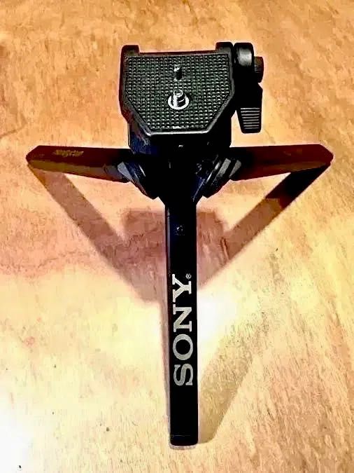 SONY TRIPOD - Height 14 cm/s - Very Good Condition - 1980s64740658101121120