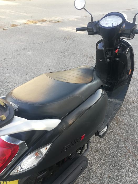 Sym fidlle 50 a trabalhar