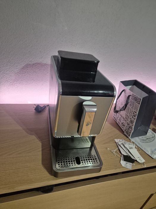 Ekspres Tchibo Esperto Caffe srebrny
