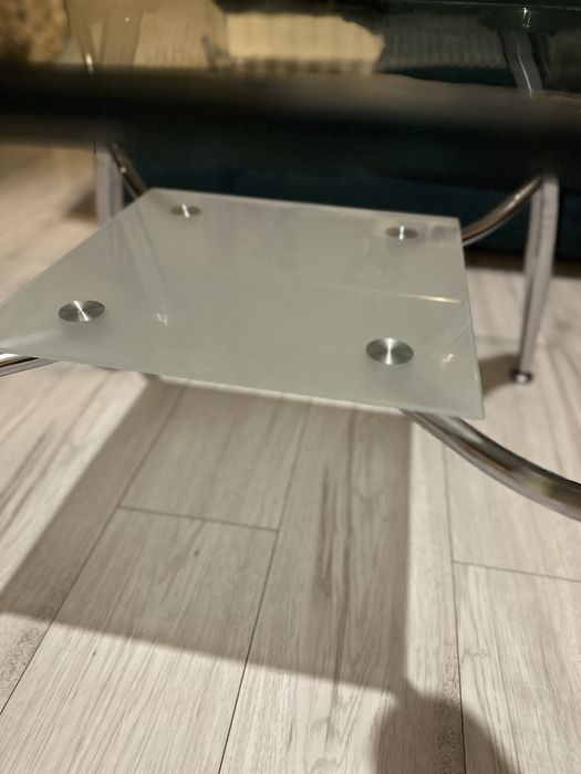 Oddam stolik kawowy szklany