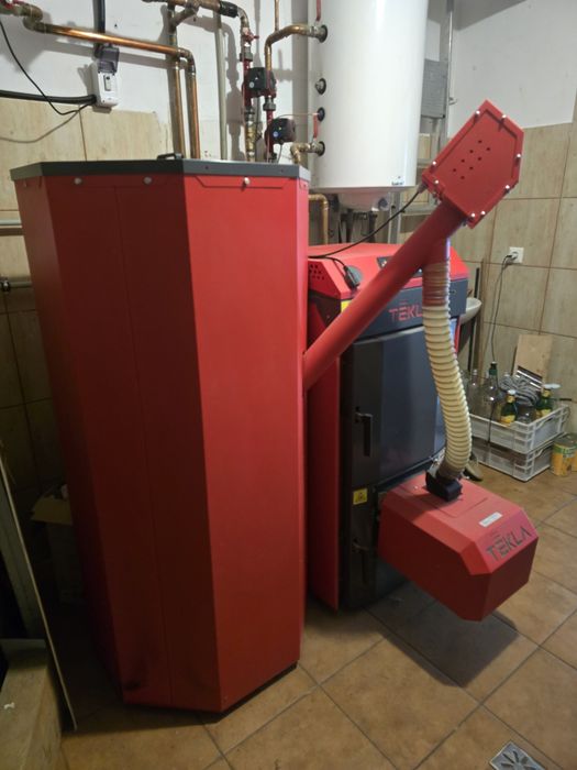 Piec na pellet ze zbiornikiem 20kw