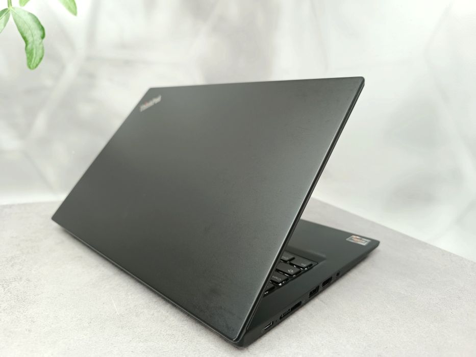 Ноутбук Lenovo ThinkPad X13 Gen 1/Ryzen 5 4650U/6 ядер/16/256/13"/IPS