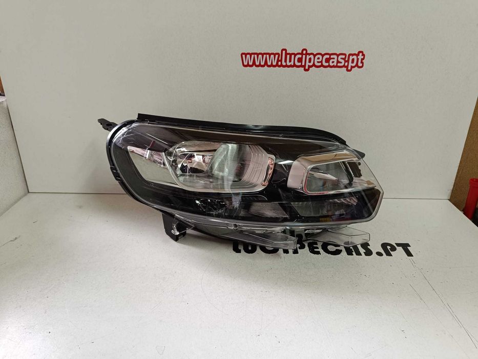 Otica Direita  Citroen Jumpy | 121395