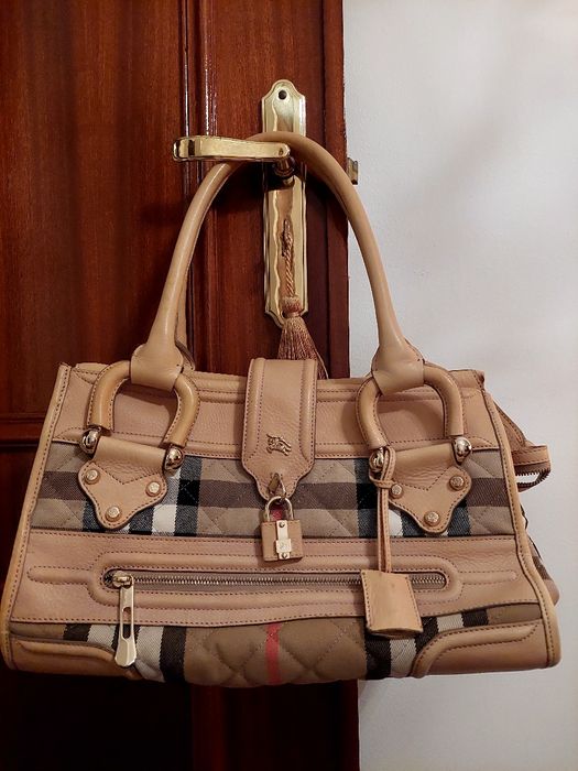Mala de ombro Burberry - preço fixo