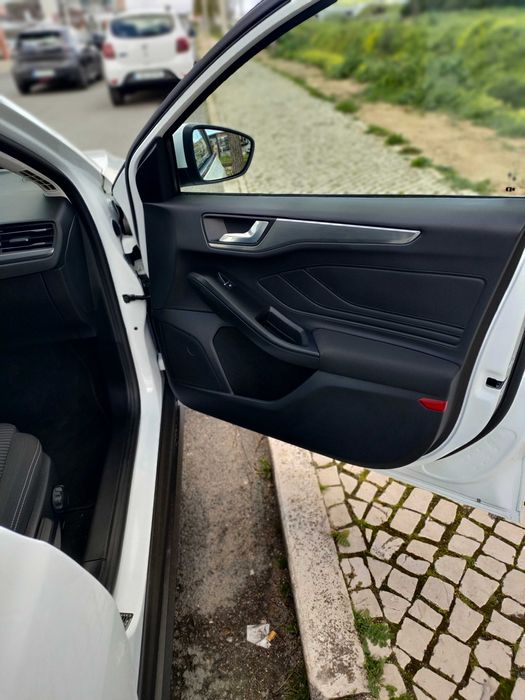 Ford focus como nova