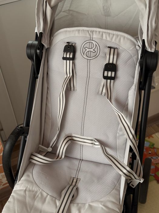 Cybex Beezy.