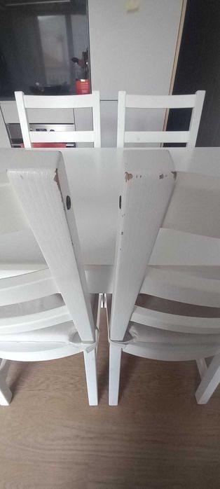 Conjunto de Jantar IKEA: Mesa Extensível + 4 Cadeiras (Branco)