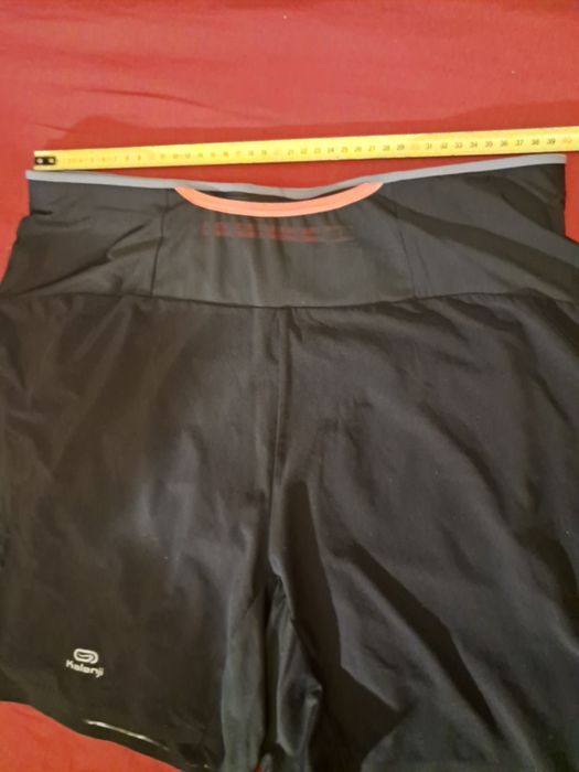 Шорты беговые Kalenji   2 в 1 черного цвета