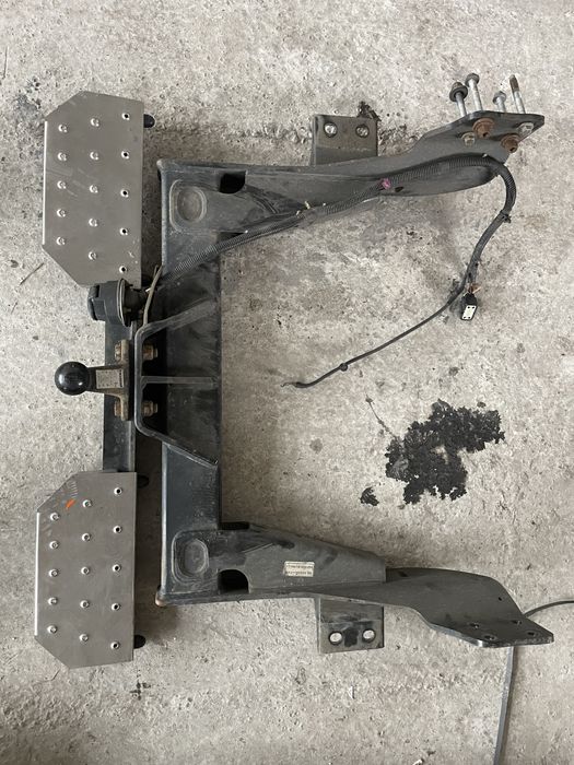 Фаркоп приципне Ford Transit 2014-2024