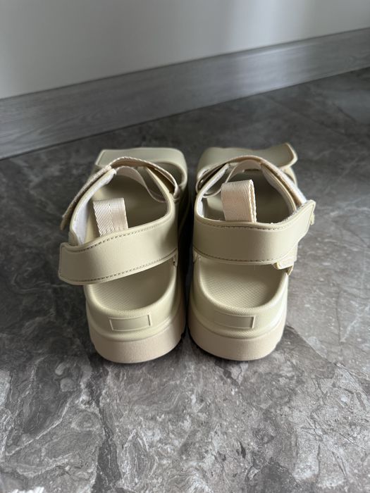 Босоніжки Ugg 38р.