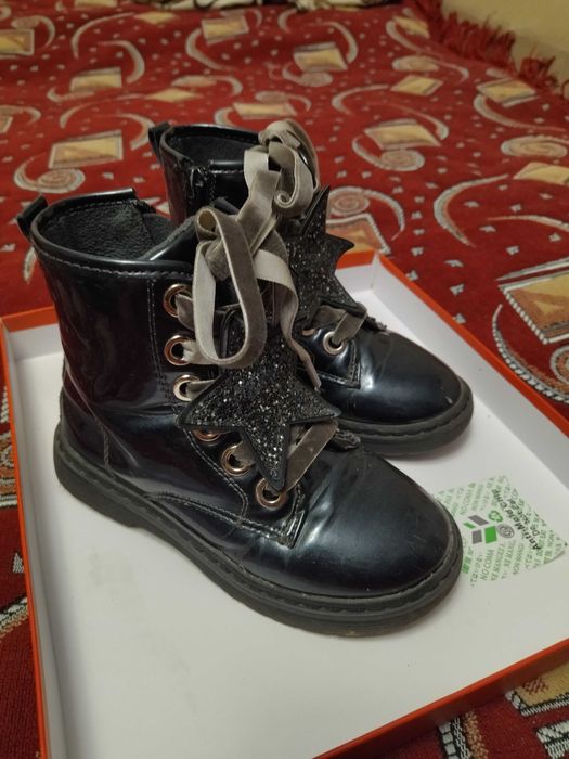 Осінні ботіночки на дівчинку