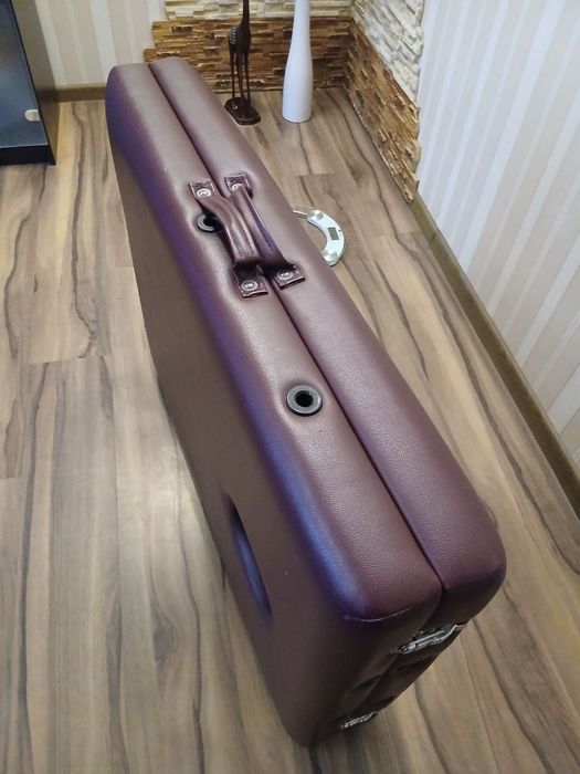 Продам масажний стіл