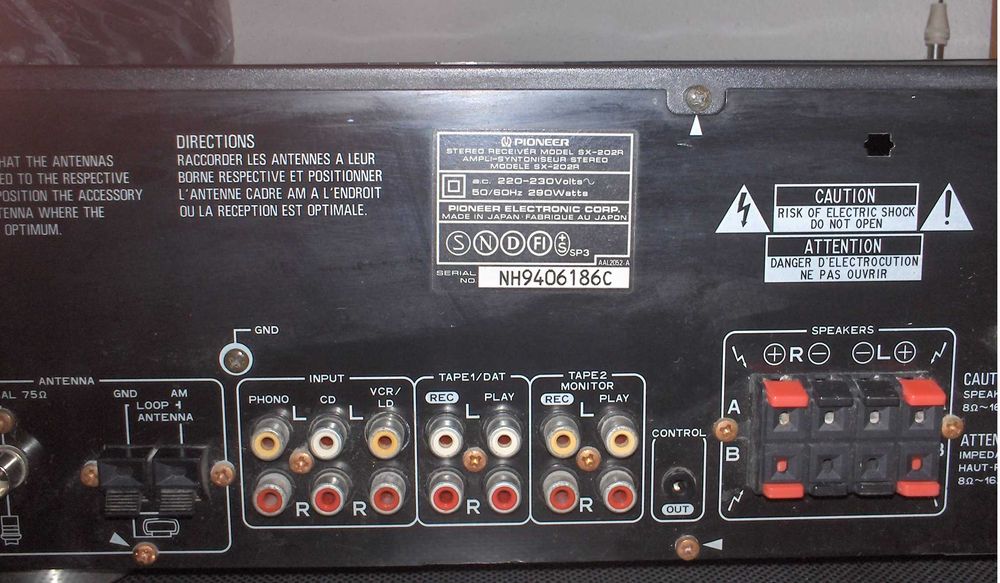 Amplituner PIONEER SX 202R