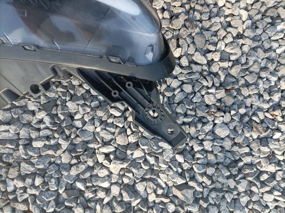 Lampa prawy przód renault arkana lift eu bardzo ładna b