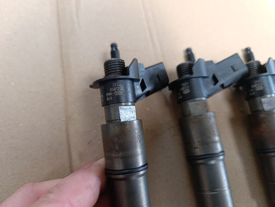 BMW E60 3.0d 231km wtryskiwacz 048