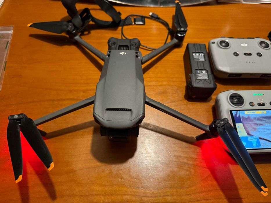 Drone DJI Mavic 3
