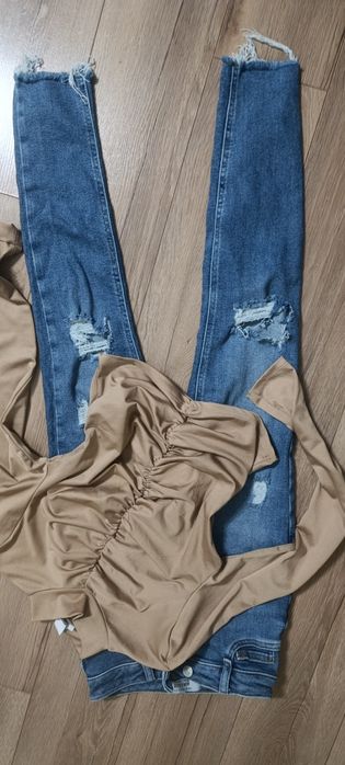 Класний одяг пакетом