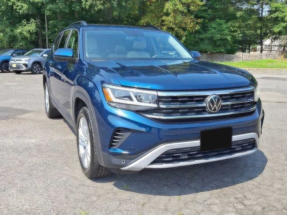 Volkswagen Atlas      2022