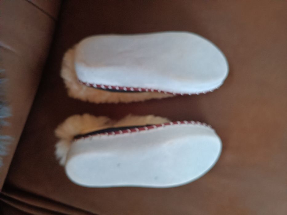 Bambosze, ciepłe kapcie