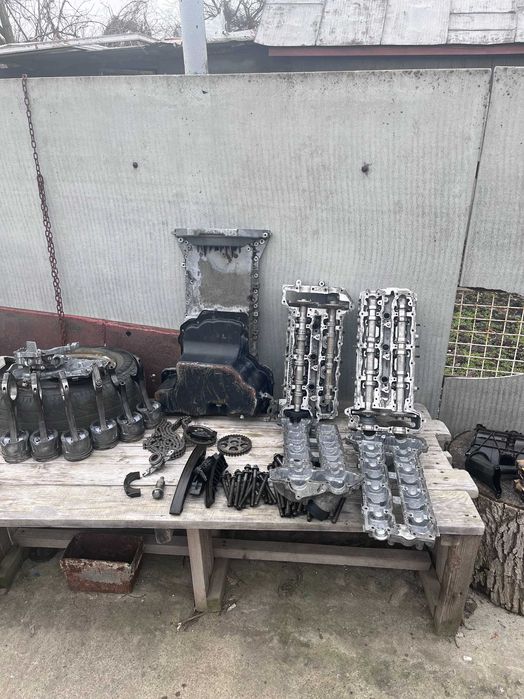 Двигун в розборі OM 642