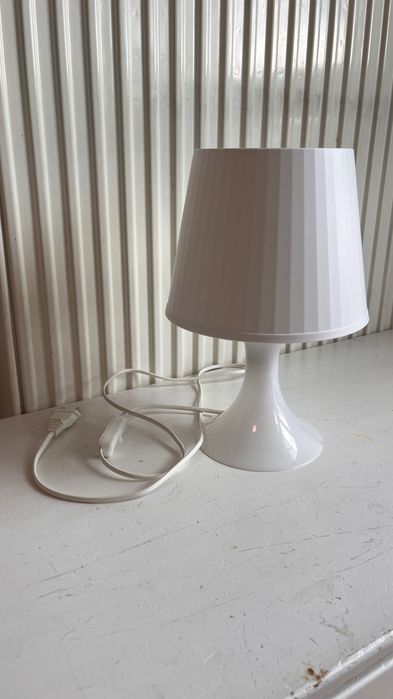 Biała Lampka nocna led